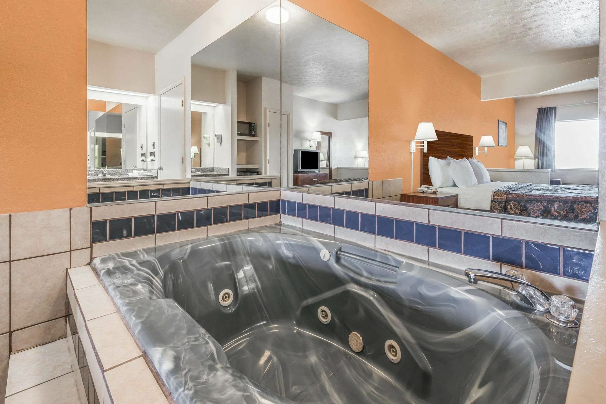 Quality Inn Джорджтаун Экстерьер фото